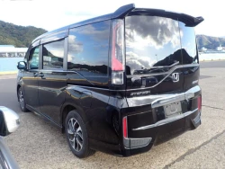 Honda Stepwgn Spada 5
