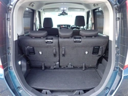 Toyota Roomy 7