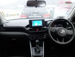 Toyota Raize 16