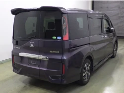 Honda Stepwgn Spada 2