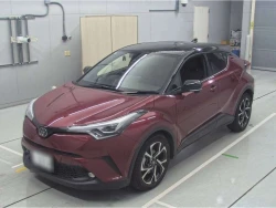 TOYOTA C-HR 1