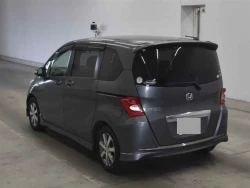Honda Freed 1