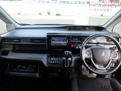 Honda Stepwgn Spada 15