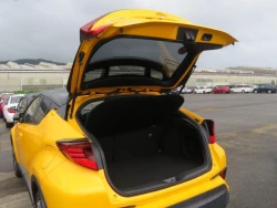 Toyota C-HR 5