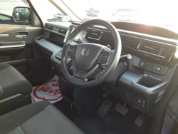 Honda Stepwgn 3