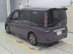 Honda Stepwgn 1