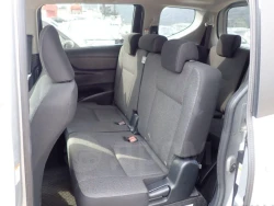 Toyota Sienta 12