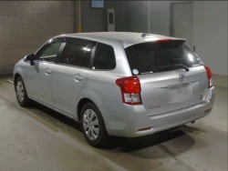 Toyota Fielder 1