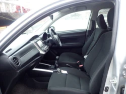 Toyota Corolla Fielder 18