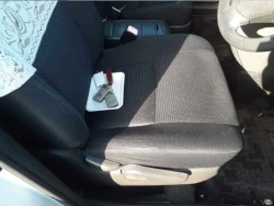 Toyota Isis 4