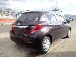 Toyota Vitz 5