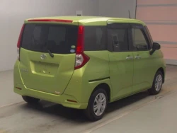 Toyota Roomy 2
