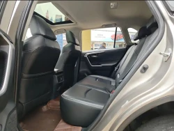 Toyota RAV4 13