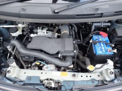 Toyota Roomy 3