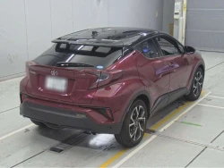 TOYOTA C-HR 3