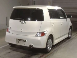 Toyota BB 2