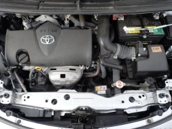 Toyota Sienta 9