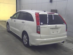 Honda Stream 1