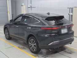 Toyota Harrier 1