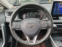 Toyota RAV4 8