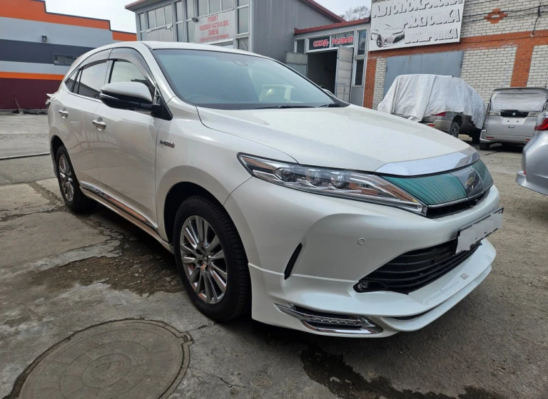 Toyota Harrier Hybrid