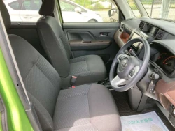 Toyota Roomy 4