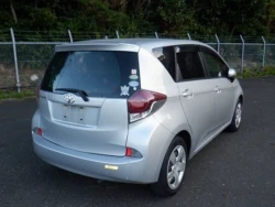 Toyota Ractis 8
