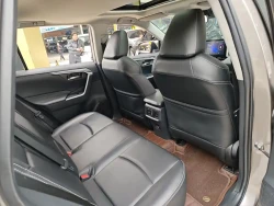 Toyota RAV4 14