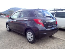 Toyota Vitz 4
