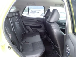 Daihatsu Rocky 7