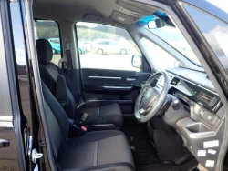 Honda Stepwgn Spada 14