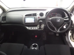 Honda Stream 3
