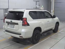 Toyota Land Cruiser Prado 2