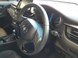 TOYOTA C-HR 6