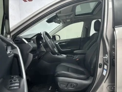 Toyota RAV4 10
