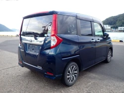 Toyota Roomy 2