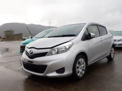 Toyota Vitz 0