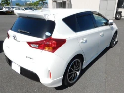 Toyota Auris 12
