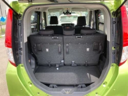 Toyota Roomy 3
