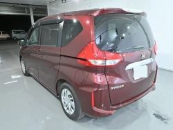 Honda Freed 1