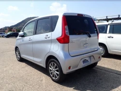 Mitsubishi ek wagon 7
