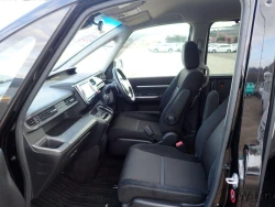 Honda Stepwgn Spada 13